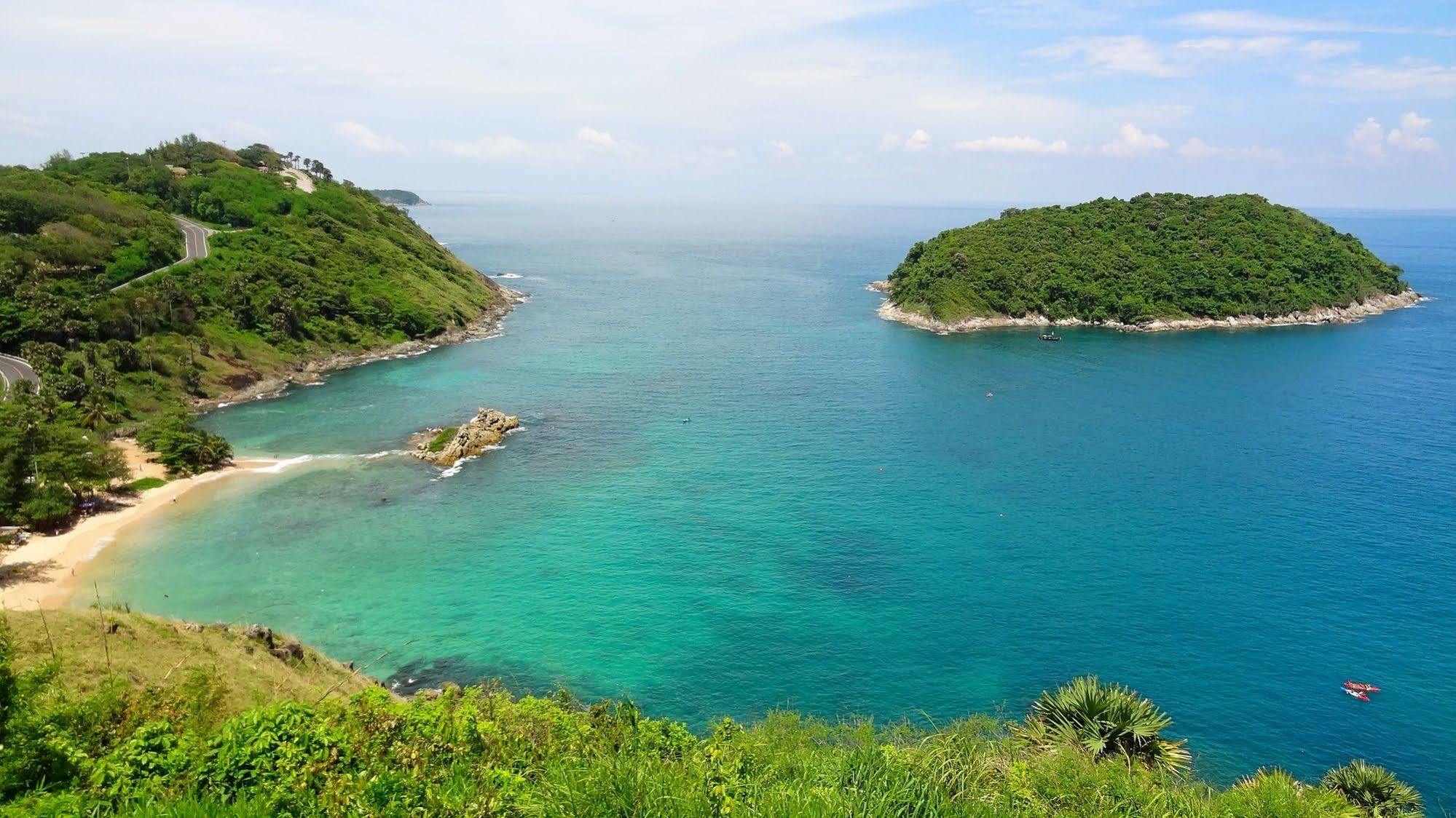 But Different Phuket Boutique Hotel Nai Harn Exterior foto
